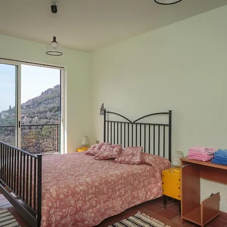 Entire With Pool In Cinque Terre No001