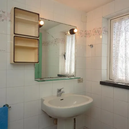 Entire With Pool In Cinque Terre No001 *