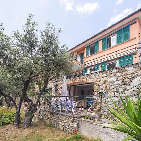 With Pool In Cinque Terr * Recco